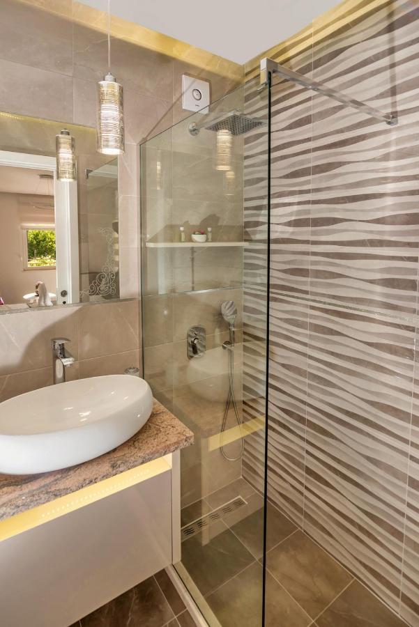 Apartments Vujicic Tivat Eksteriør bilde