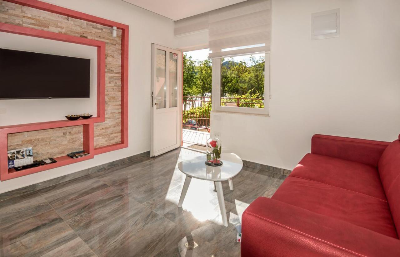 Apartments Vujicic Tivat Eksteriør bilde