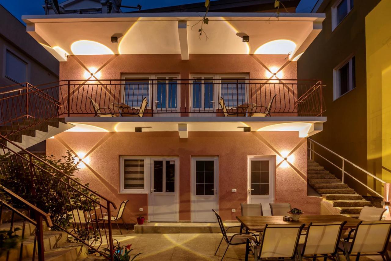 Apartments Vujicic Tivat Eksteriør bilde